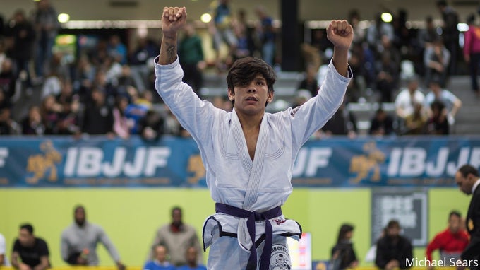 picture of Diego "Pato" Oliveira